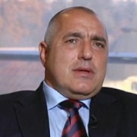 Премиерът с интерес към тройка с Литекс