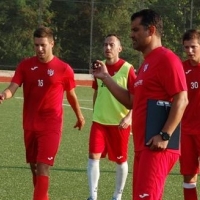Веско и Митко оглавиха Втора лига със селски тим, 3 победи и 1 равен от началото