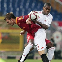 Рома срази ЦСКА с 2:0 пред уникални фенове