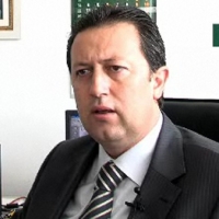 Любо Пенев бил на молитва при вицепрезидента Фурнаджиев