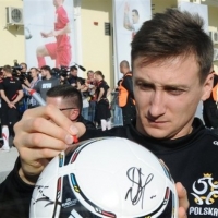 Титон закова Шчесни на пейката срещу Чехия