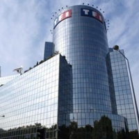 Великият Бербатов прати TF1  на "Армията"