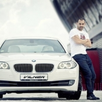 СНИМКИ: Коце Стоянов се похвали с бяло BMW
