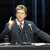 Георги Първанов ще гледа Сърбия - България