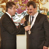 Сашо Диков и Батков се зачесаха в ефир
