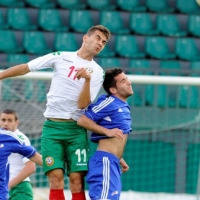 Неделев, Петков и Чочев вкараха за победа на България с 3:0