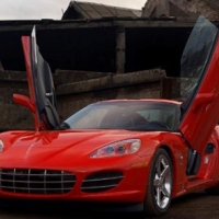 1000 коня пад капака на огнената Corvette C6