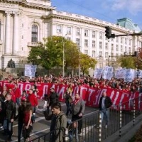 "Офанзива" реагира гневно на "лялячите!"