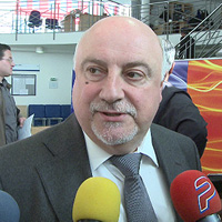 Левски поиска отлагане на мача с Етър за 2012 година